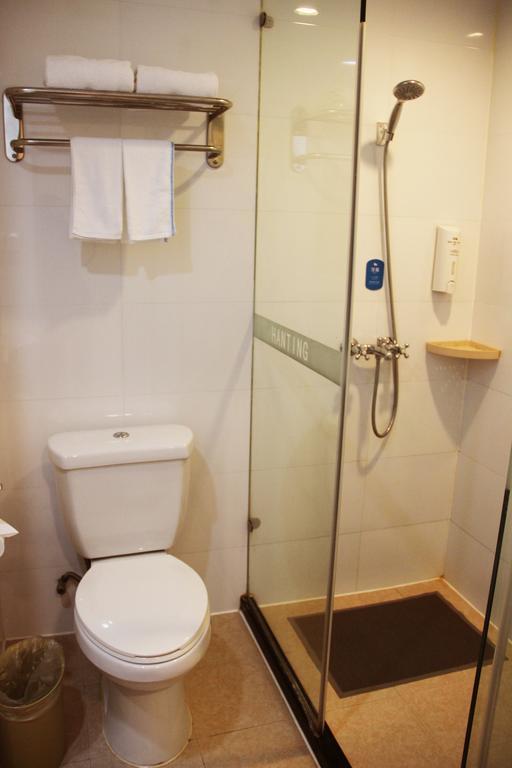 Hotel Hanting Hongqiao Railway Station Huqingping Highway Shanghai