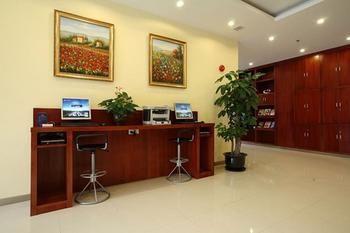 Hotel Hanting Hongqiao Railway Station Huqingping Highway