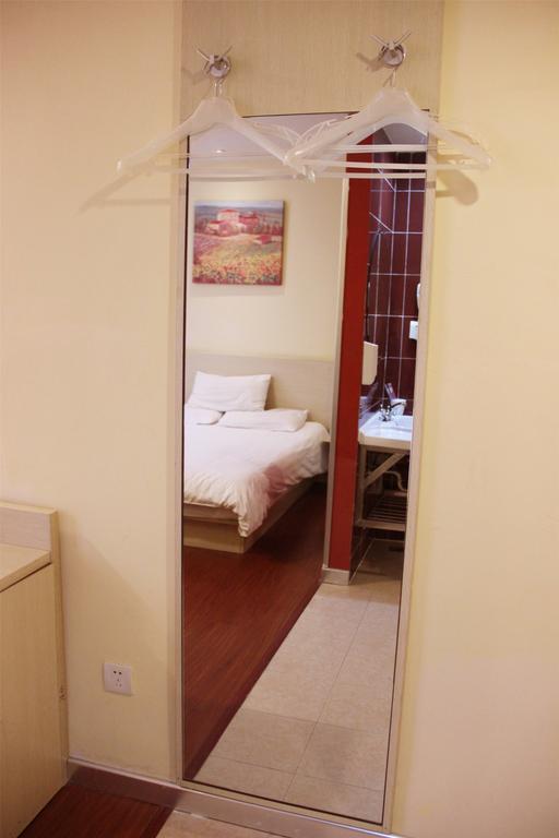 Hotel Hanting Hongqiao Railway Station Huqingping Highway